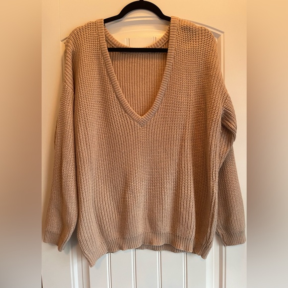 Lulu’s Tan Sweater - Picture 3 of 4